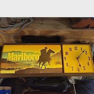 Marlboro clock